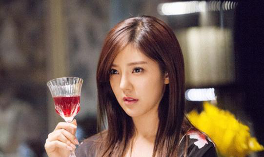 【火狐电竞官网】美国飞机机舱内现活火鸡 为辅助乘客缓解情绪(图2) 火狐电竞平台